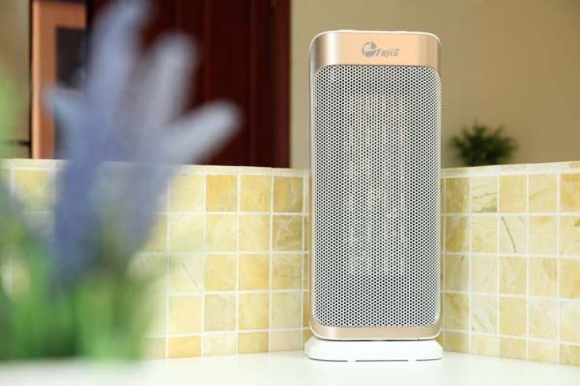đánh giá máy sưởi gốm fujie